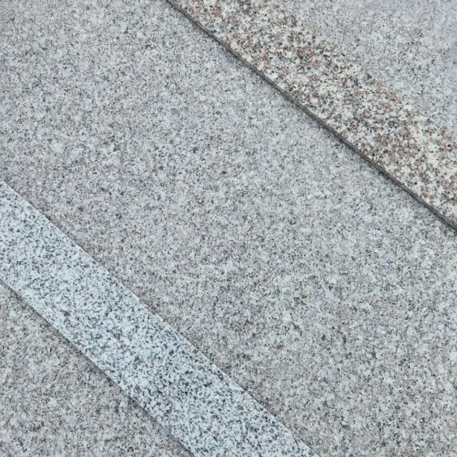 Stopnica Granitowa G664 New 135x35x2 Bullnose