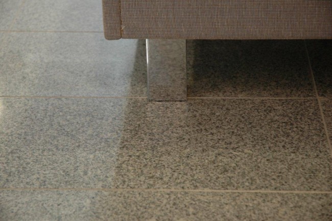 Płytka granitowa szara szlifowana G603 30,5x61x1 cm