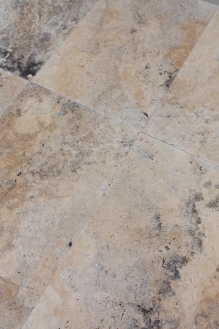 Trawertyn Philadelphia Szczotkowany Bębnowany 40,6×61x1,2 cm