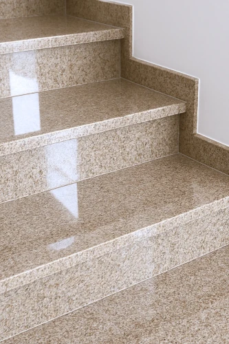 Podstopnica granitowa polerowana G682 135x15x2