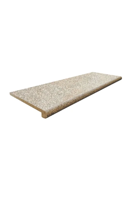 Schodek granitowy żółty G682 polerowany Bullnose 120x35x2 cm