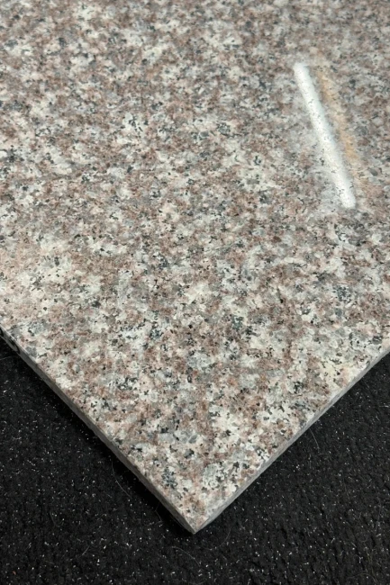 Parapet / Stopnica granitowa polerowana Królewski Brąz G664 150x33x2 cm