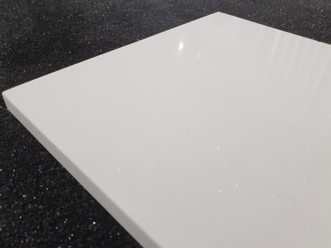 Parapet konglomeratowy Polare Snow White 92x30 c
