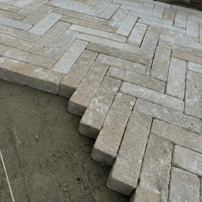 Trawertyn Light Bębnowany 5x5x20 cm