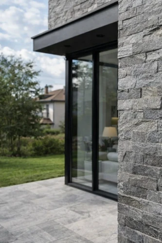 Kamień elewacyjny kwarcytowy Silver Shine Brick 10x30 cm