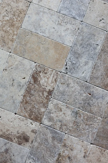 Kamień Dekoracyjny Trawertyn Ash Bębnowany 7,5×15x1 cm