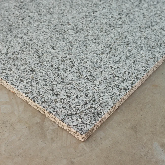 Schodek granitowy grafitowy G654 New płomieniowany Bullnose 100x35x2 cm – stopnica / obrzeże basenowe